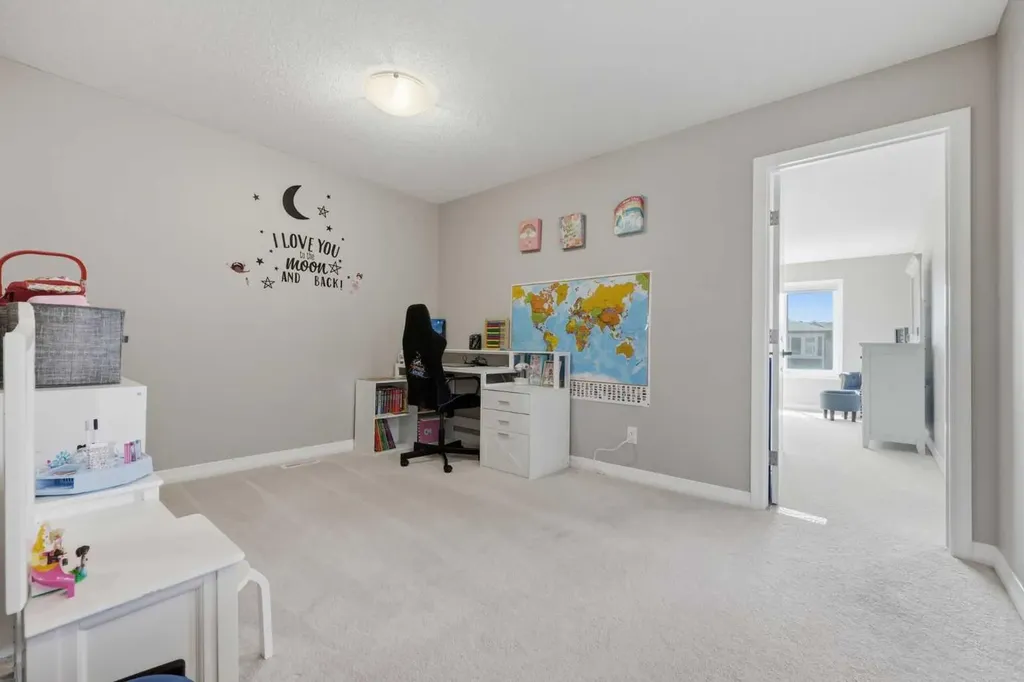 58 Kingfisher Crescent SE Airdrie AB T4A 0X5