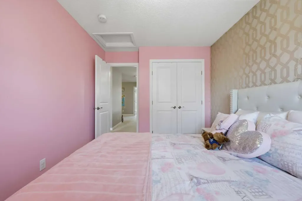58 Kingfisher Crescent SE Airdrie AB T4A 0X5