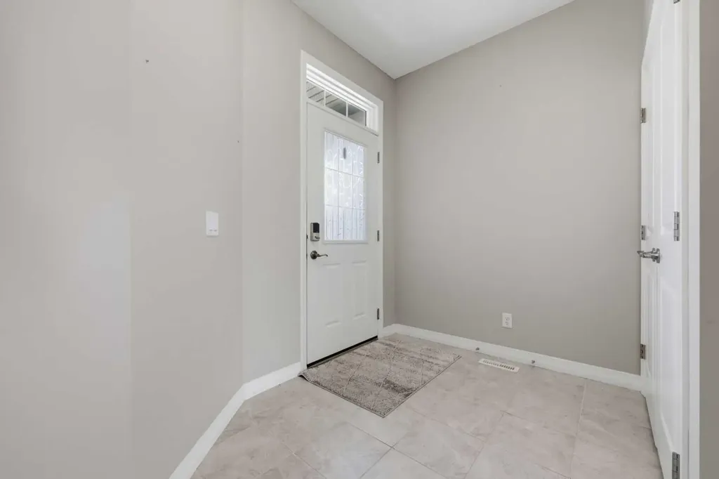 58 Kingfisher Crescent SE Airdrie AB T4A 0X5