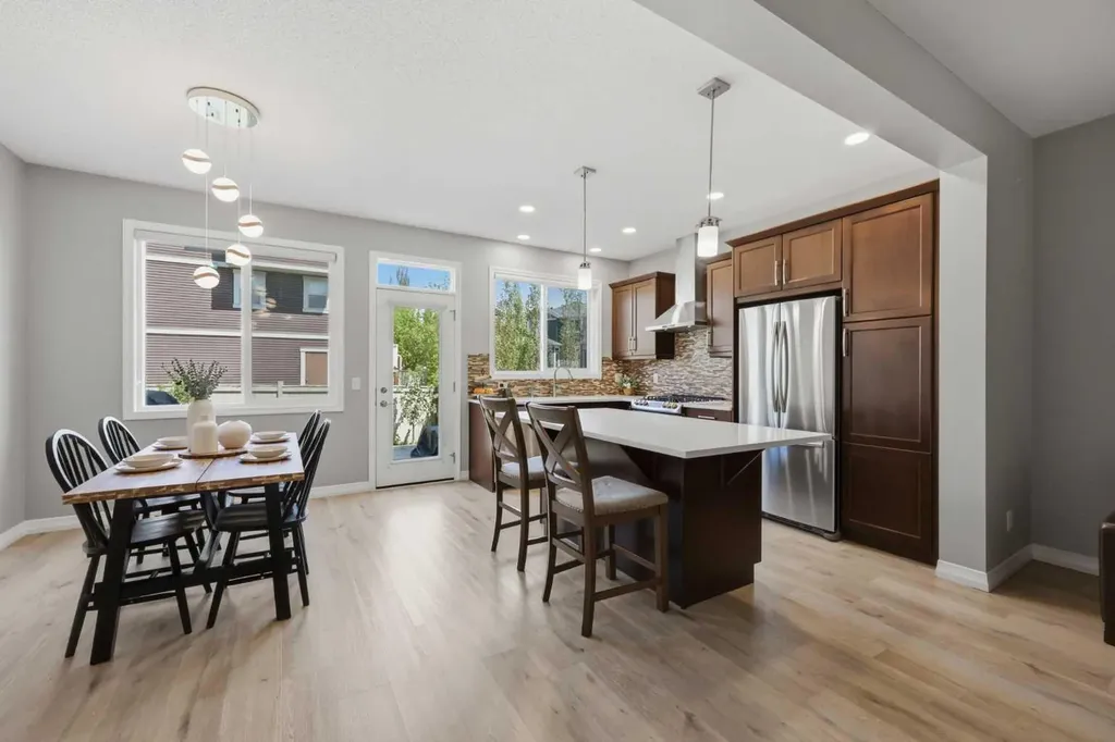 58 Kingfisher Crescent SE Airdrie AB T4A 0X5