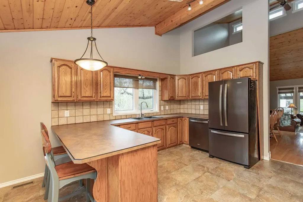 42377 Range Road 151 Rural Flagstaff County AB T0B 1N0