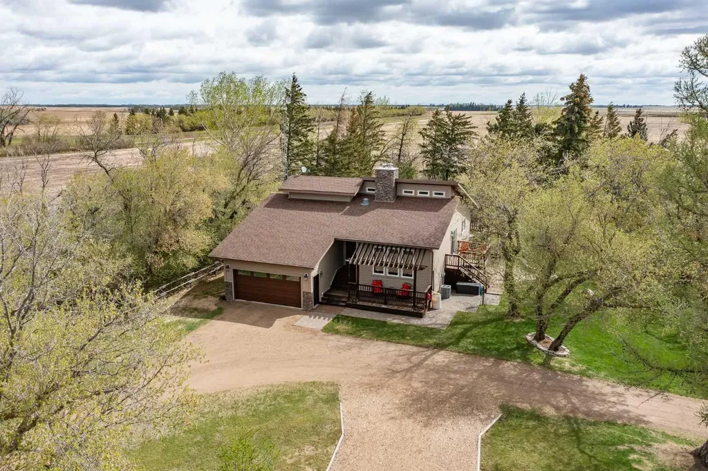 42377 Range Road 151 Rural Flagstaff County AB T0B 1N0