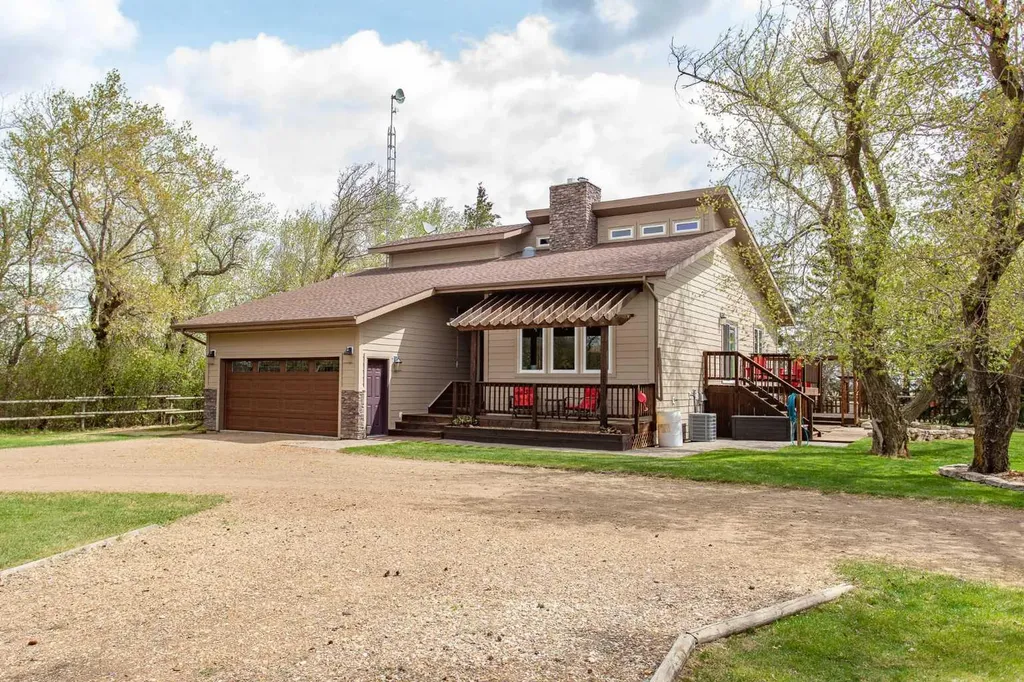 42377 Range Road 151 Rural Flagstaff County AB T0B 1N0