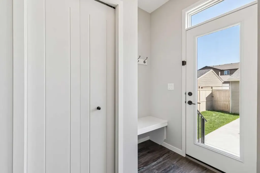43 Willow Crescent Okotoks AB T1S 5S1