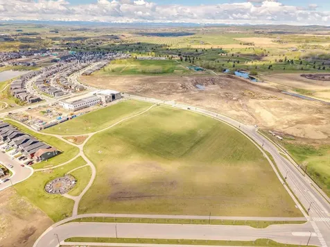 43 Willow Crescent Okotoks AB T1S 5S1