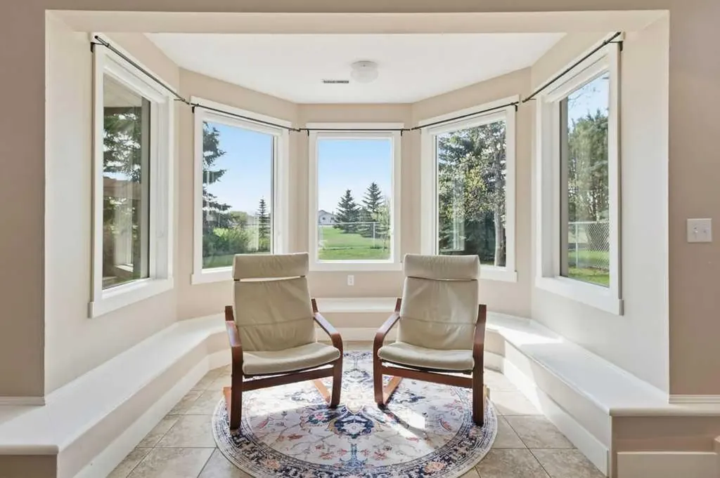 71 Green Meadow Drive Strathmore AB T1P 1L3