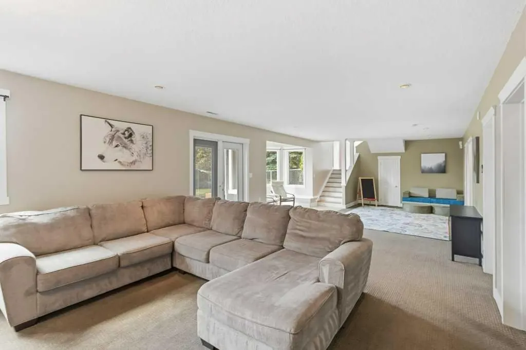 71 Green Meadow Drive Strathmore AB T1P 1L3
