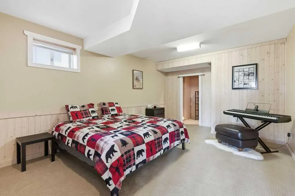 71 Green Meadow Drive Strathmore AB T1P 1L3