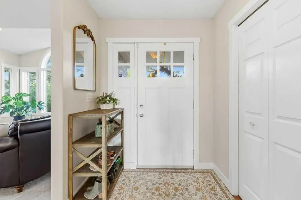 71 Green Meadow Drive Strathmore AB T1P 1L3