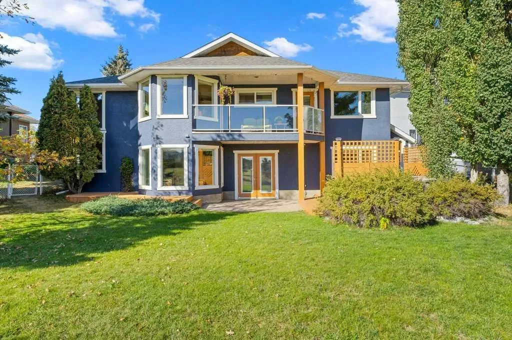 71 Green Meadow Drive Strathmore AB T1P 1L3