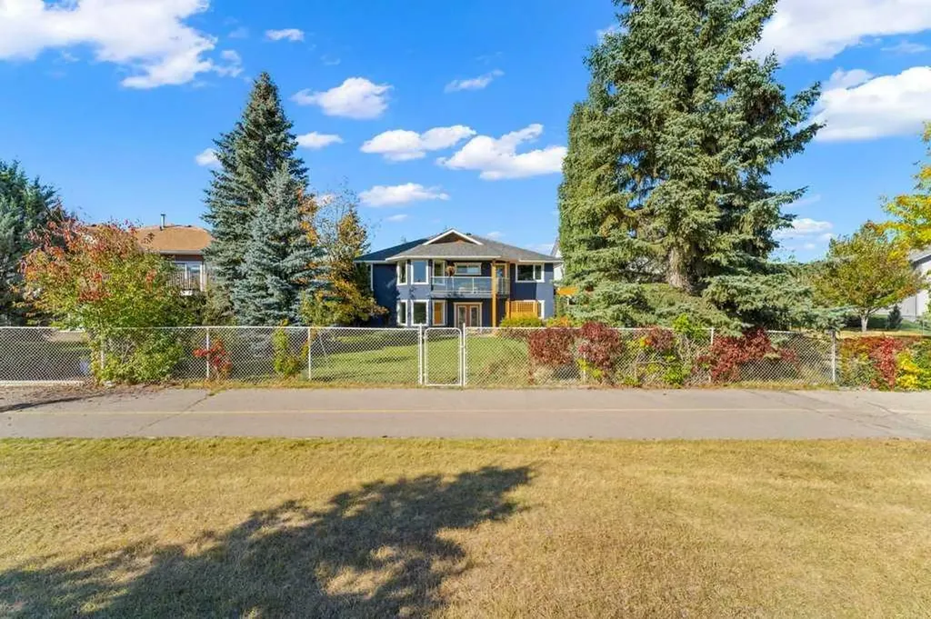 71 Green Meadow Drive Strathmore AB T1P 1L3