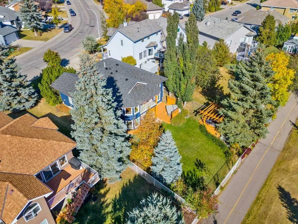 71 Green Meadow Drive Strathmore AB T1P 1L3