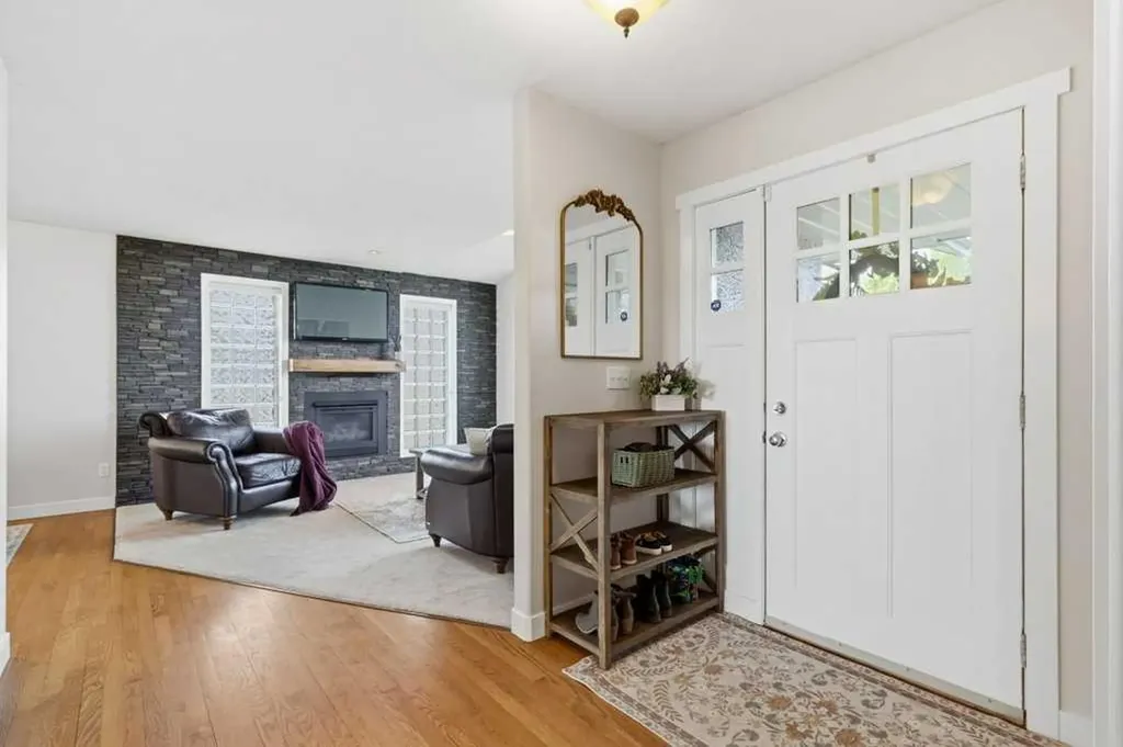 71 Green Meadow Drive Strathmore AB T1P 1L3