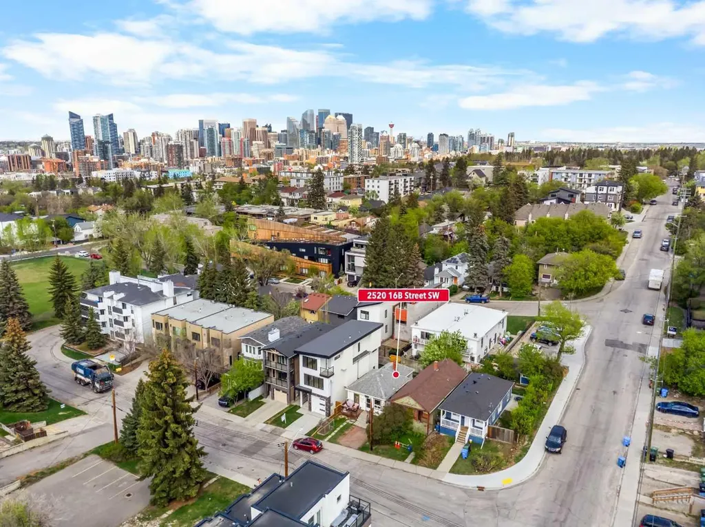 2520 16b Street SW Calgary AB T2T 4L9