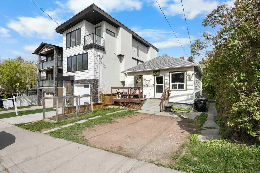 2520 16b Street SW Calgary AB T2T 4L9