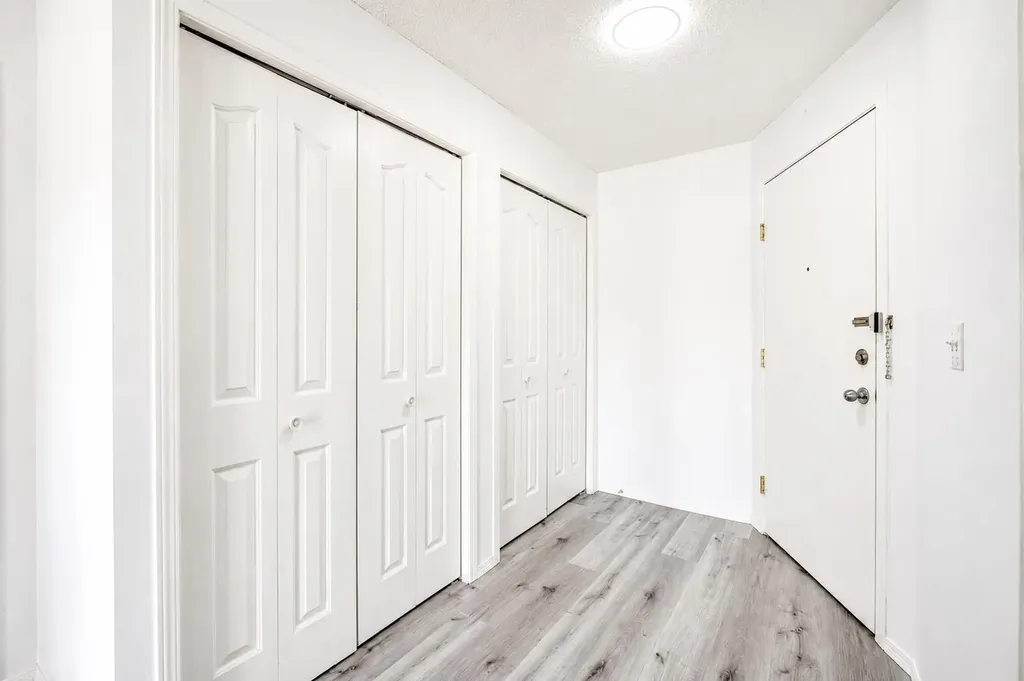 3000 Citadel Meadow Point NW Calgary AB T3G 5N5
