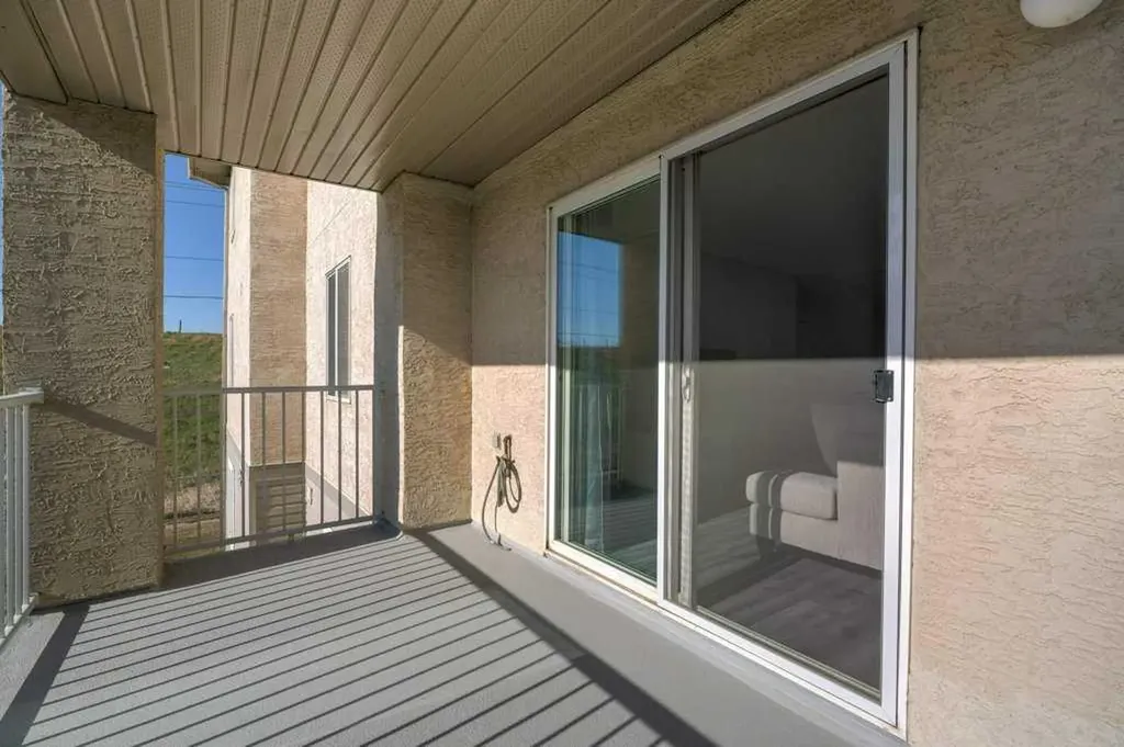 3000 Citadel Meadow Point NW Calgary AB T3G 5N5