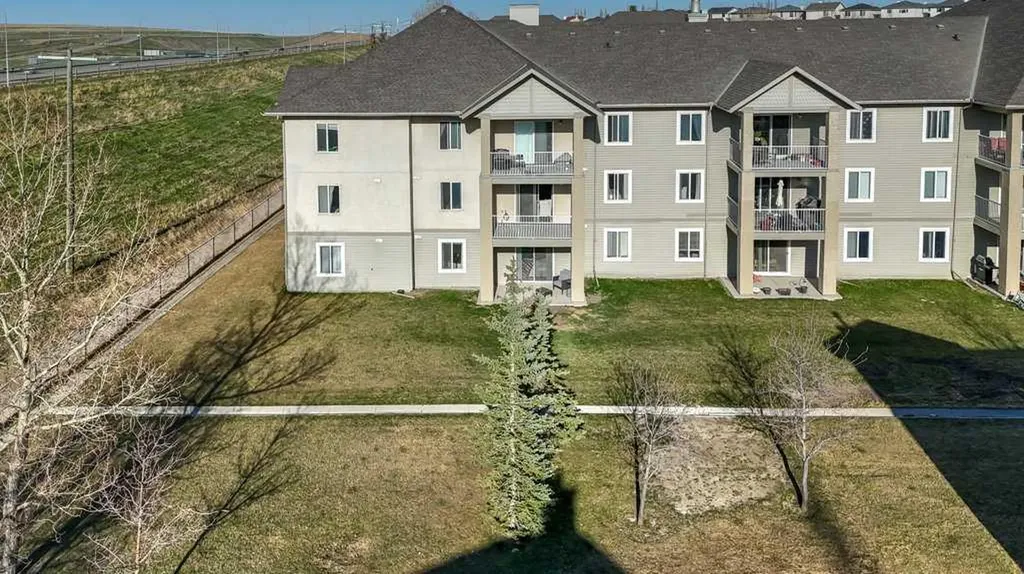 3000 Citadel Meadow Point NW Calgary AB T3G 5N5