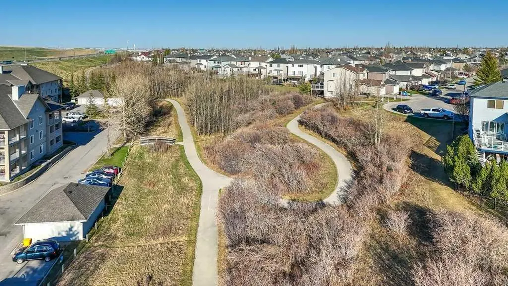 3000 Citadel Meadow Point NW Calgary AB T3G 5N5