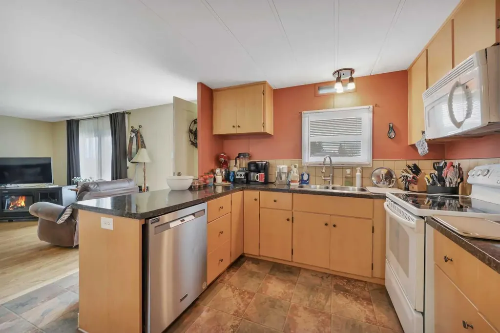 157 Railway Avenue S Big Valley AB T0J 0G0