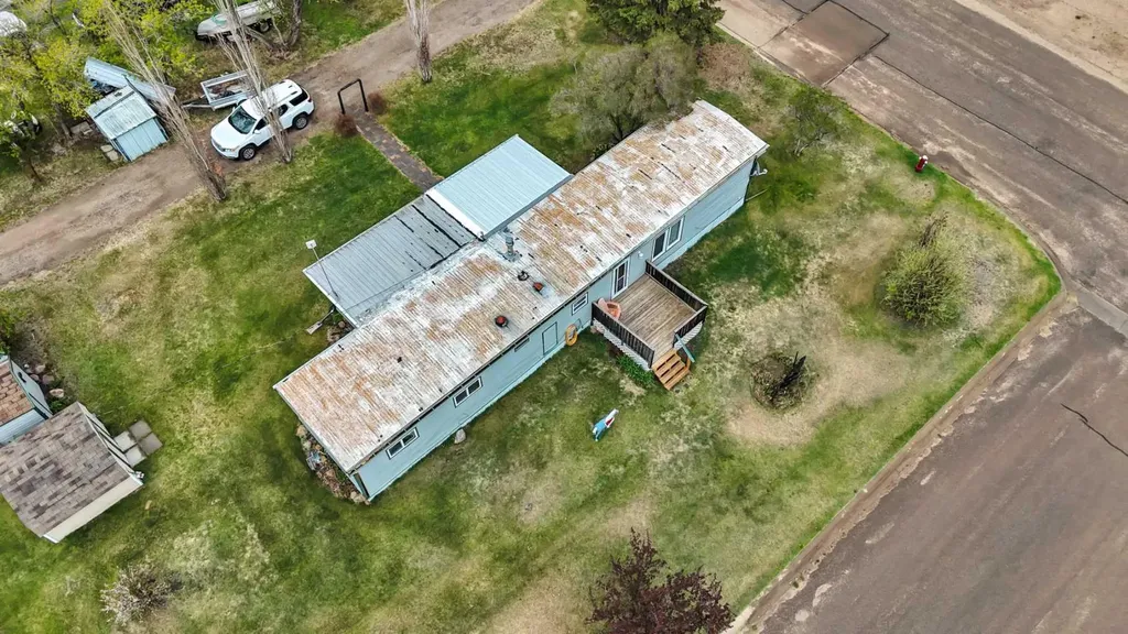 157 Railway Avenue S Big Valley AB T0J 0G0