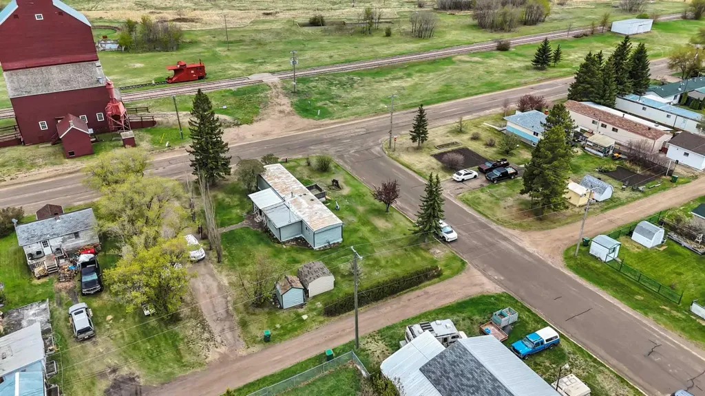 157 Railway Avenue S Big Valley AB T0J 0G0