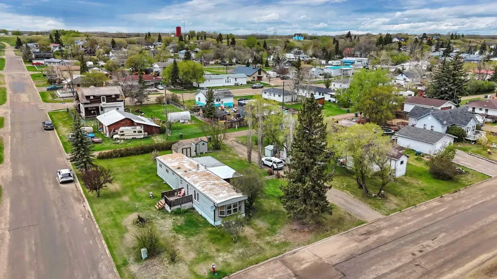 157 Railway Avenue S Big Valley AB T0J 0G0
