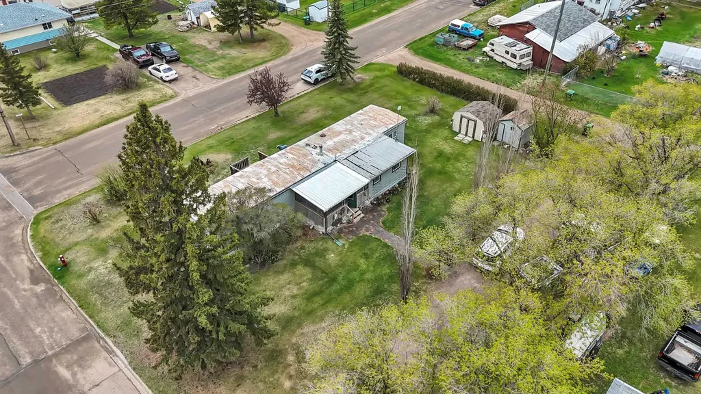 157 Railway Avenue S Big Valley AB T0J 0G0