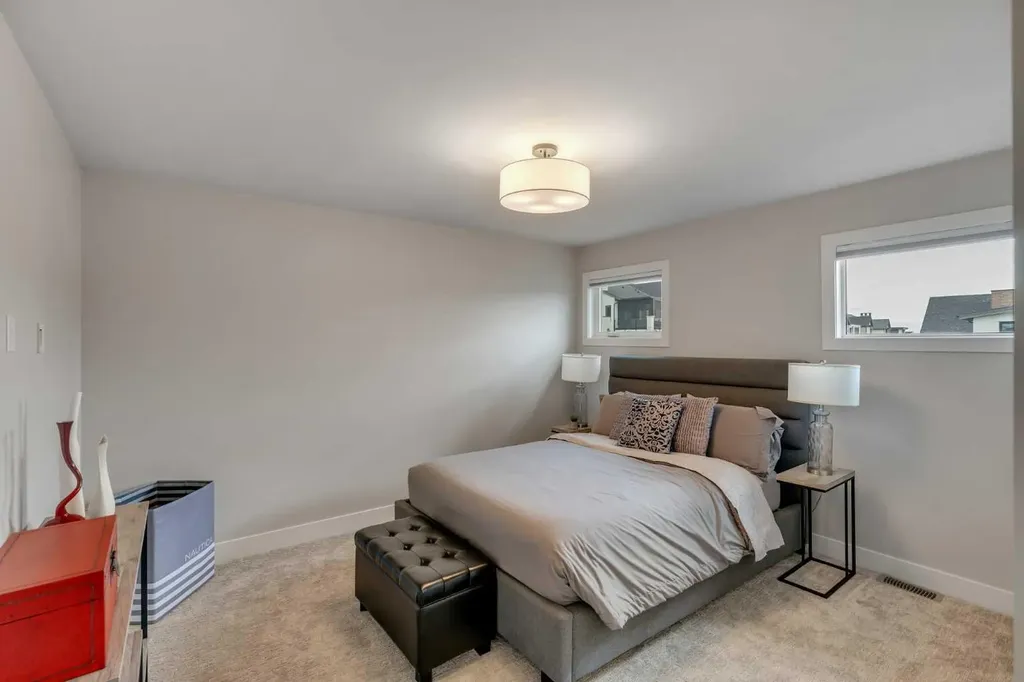 100 Elkton Close SW Calgary AB T3H 1W6