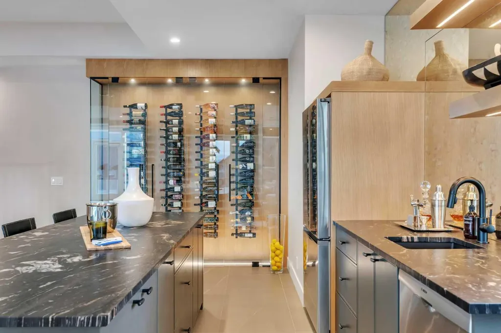 100 Elkton Close SW Calgary AB T3H 1W6