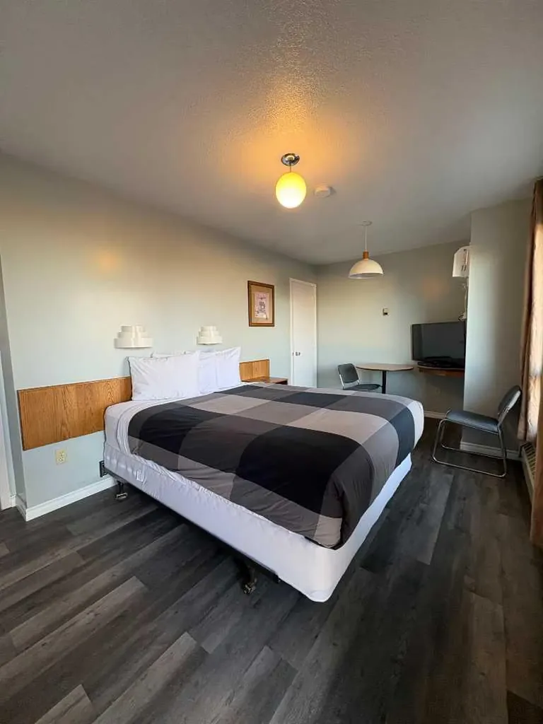 848 Main Street Cardston AB T0K 0K0