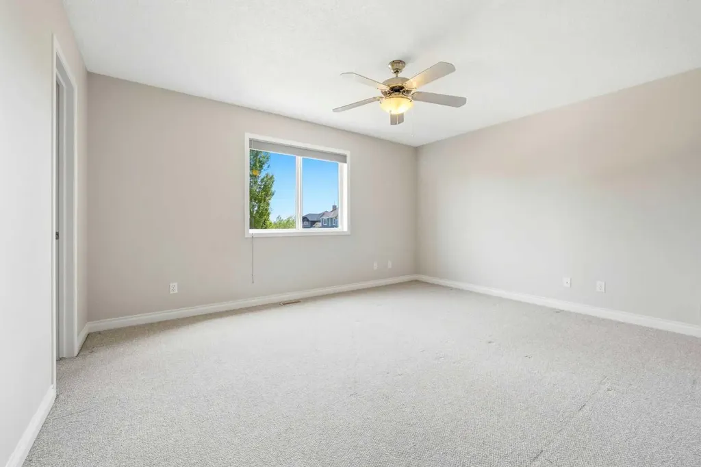 68 Mckinnon Street Langdon AB T0J 1X2