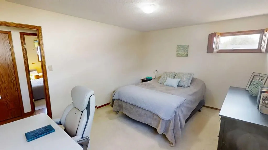 85 Cayuga Crescent W Lethbridge AB T1K 5H4