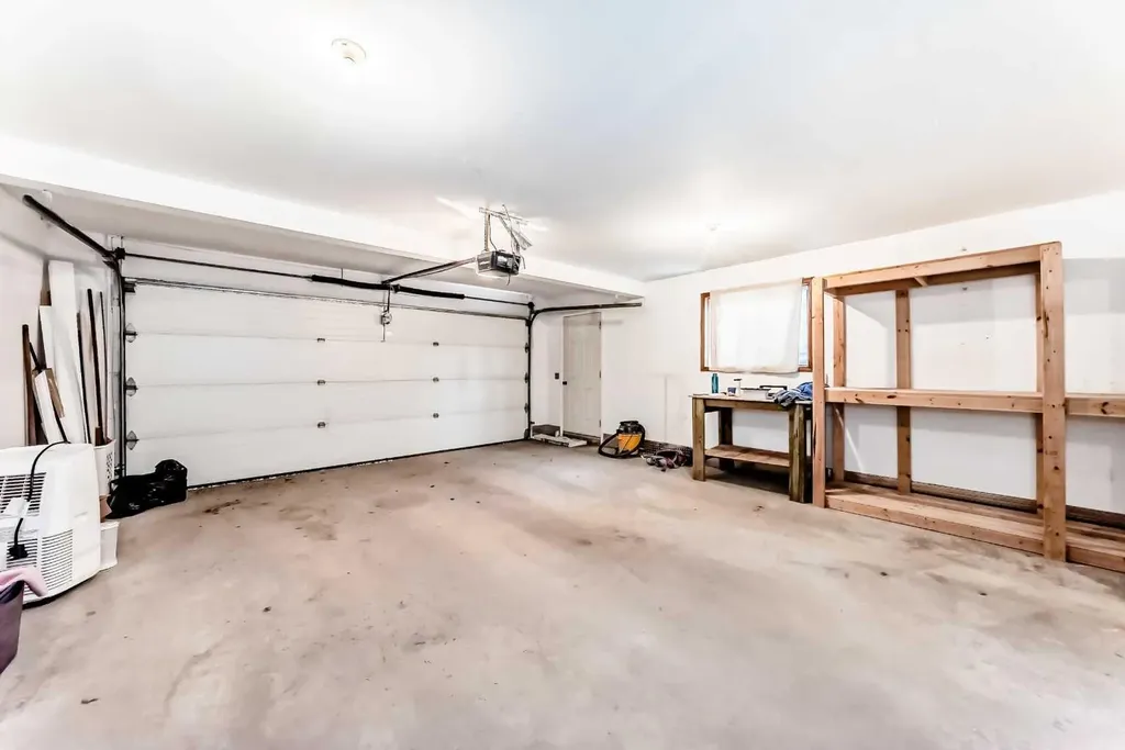 26 Green Meadow Drive Strathmore AB T1P 1H3