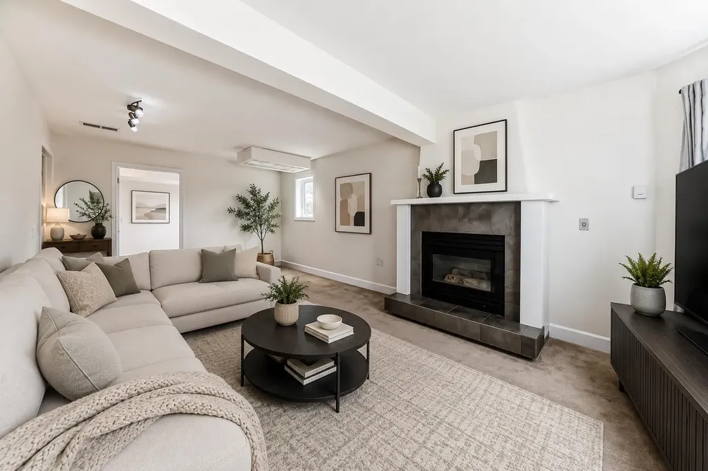 26 Green Meadow Drive Strathmore AB T1P 1H3