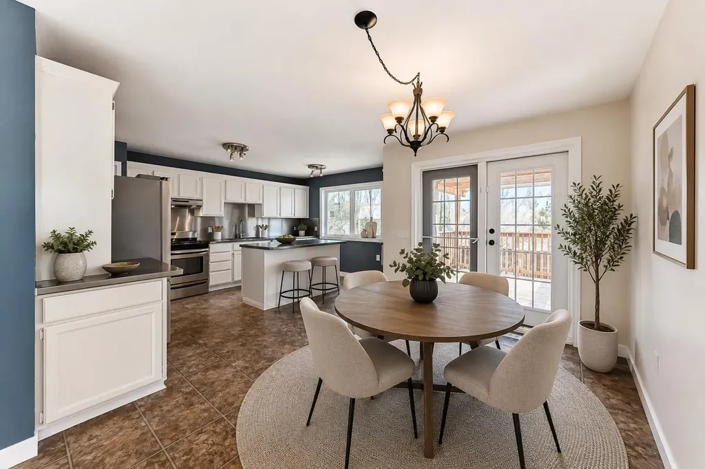 26 Green Meadow Drive Strathmore AB T1P 1H3