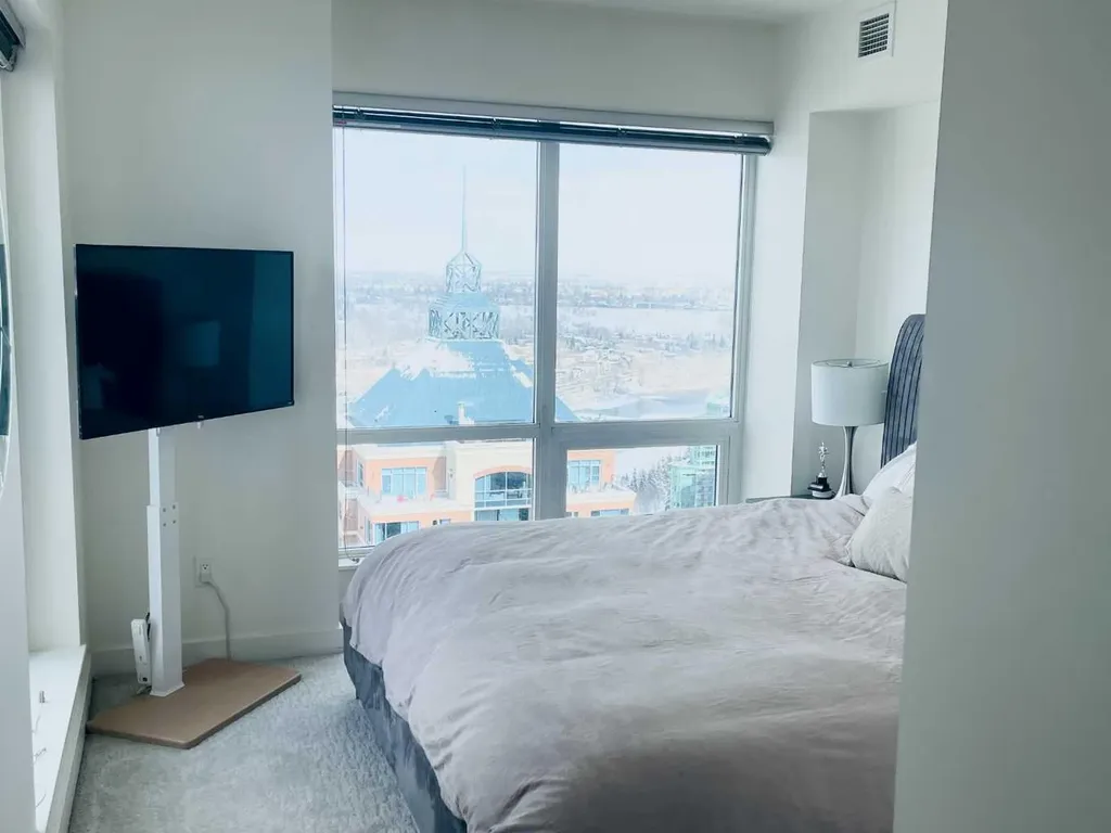 930 6 Avenue SW Calgary AB T2P 1J3
