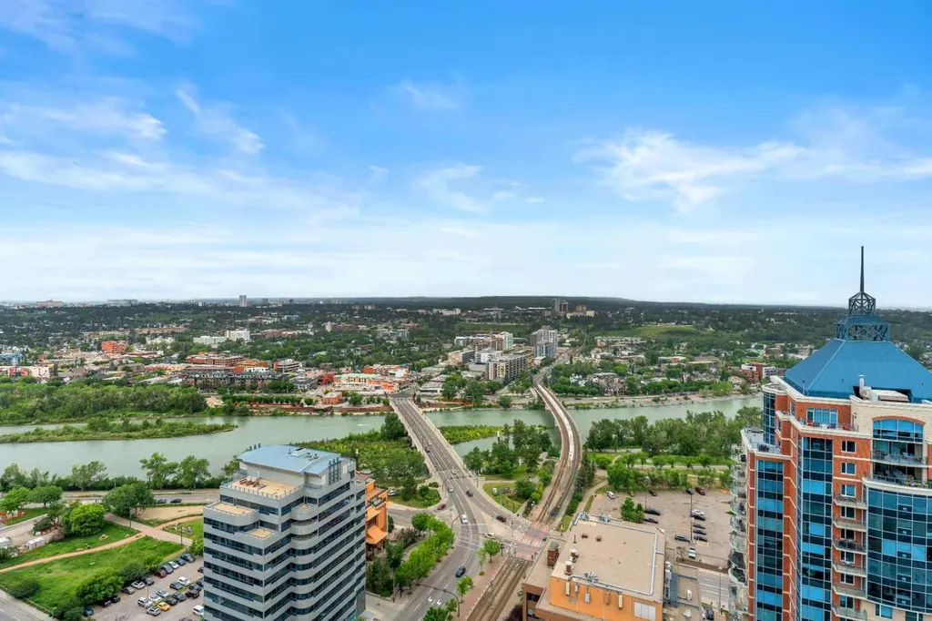 930 6 Avenue SW Calgary AB T2P 1J3