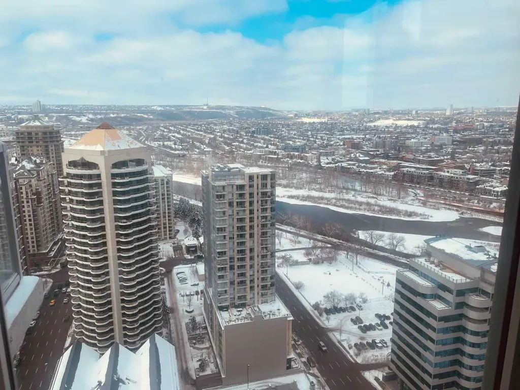 930 6 Avenue SW Calgary AB T2P 1J3