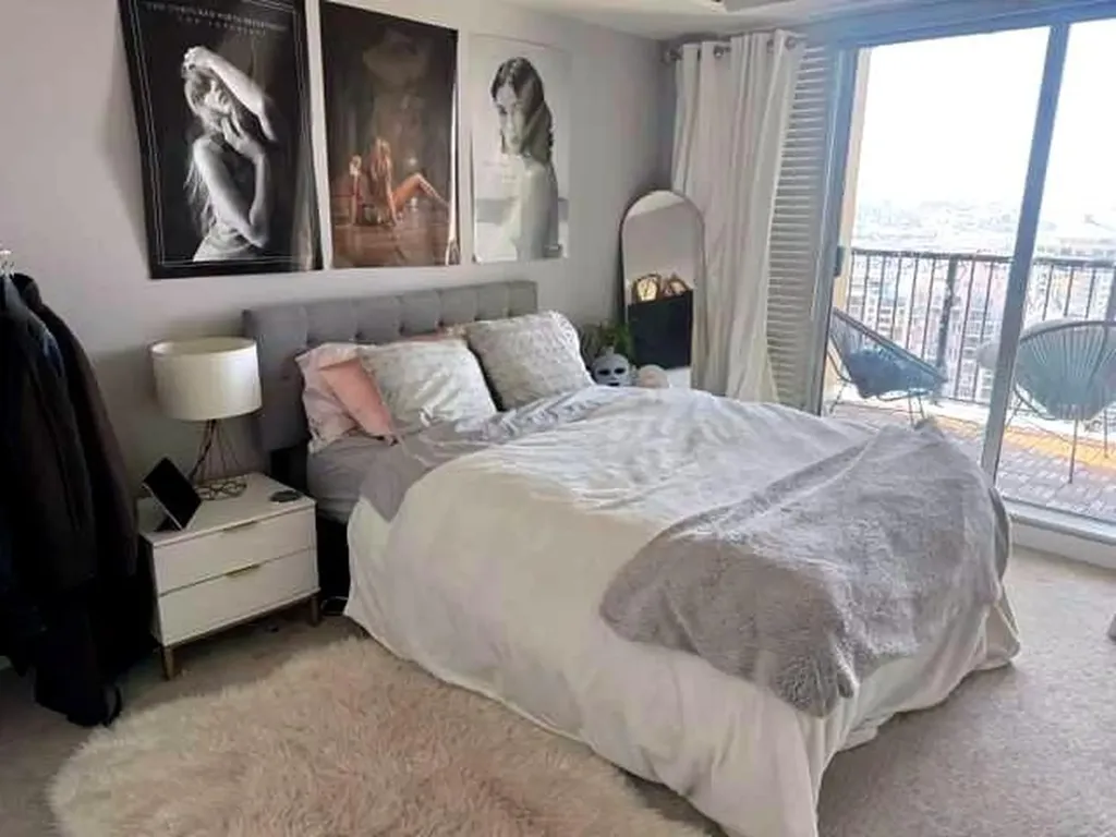 930 6 Avenue SW Calgary AB T2P 1J3