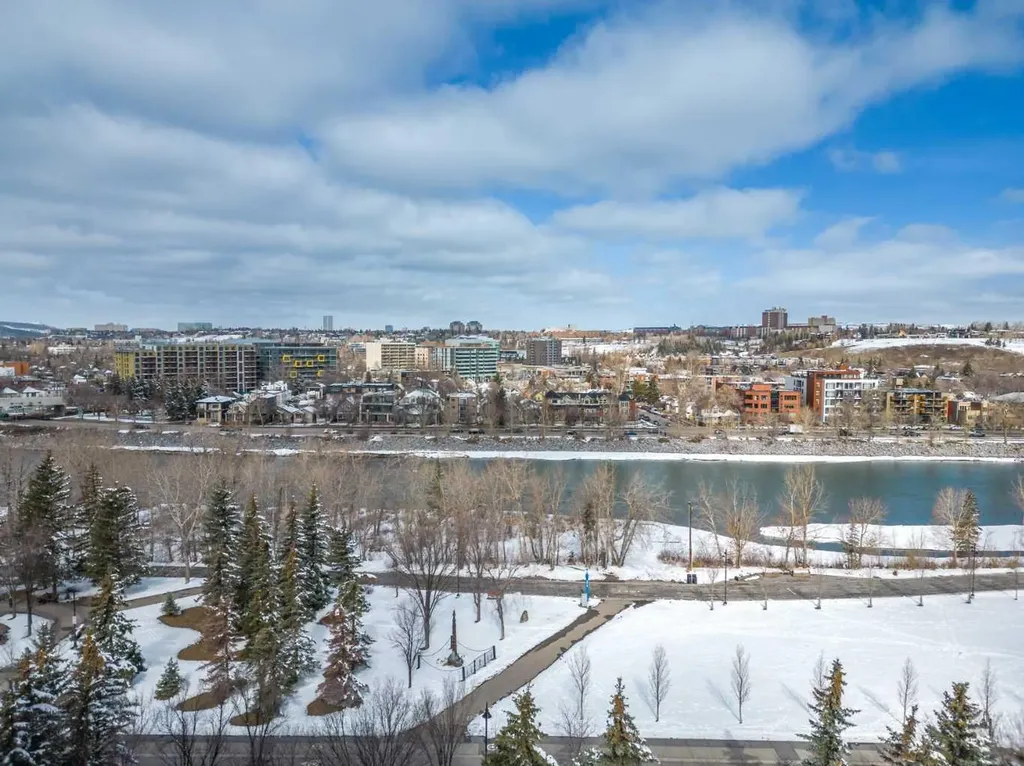930 6 Avenue SW Calgary AB T2P 1J3