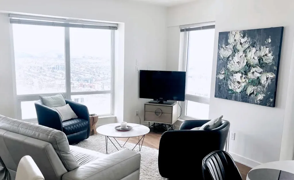 930 6 Avenue SW Calgary AB T2P 1J3