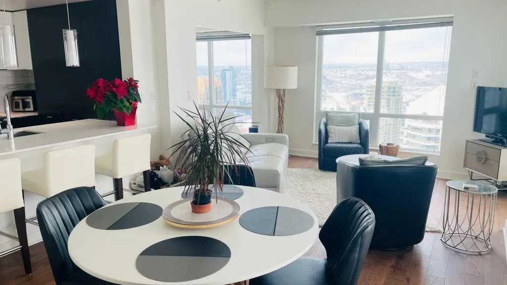 930 6 Avenue SW Calgary AB T2P 1J3