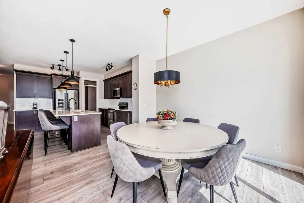 39 Sage Bluff Mews NW Calgary AB T3R 0X5