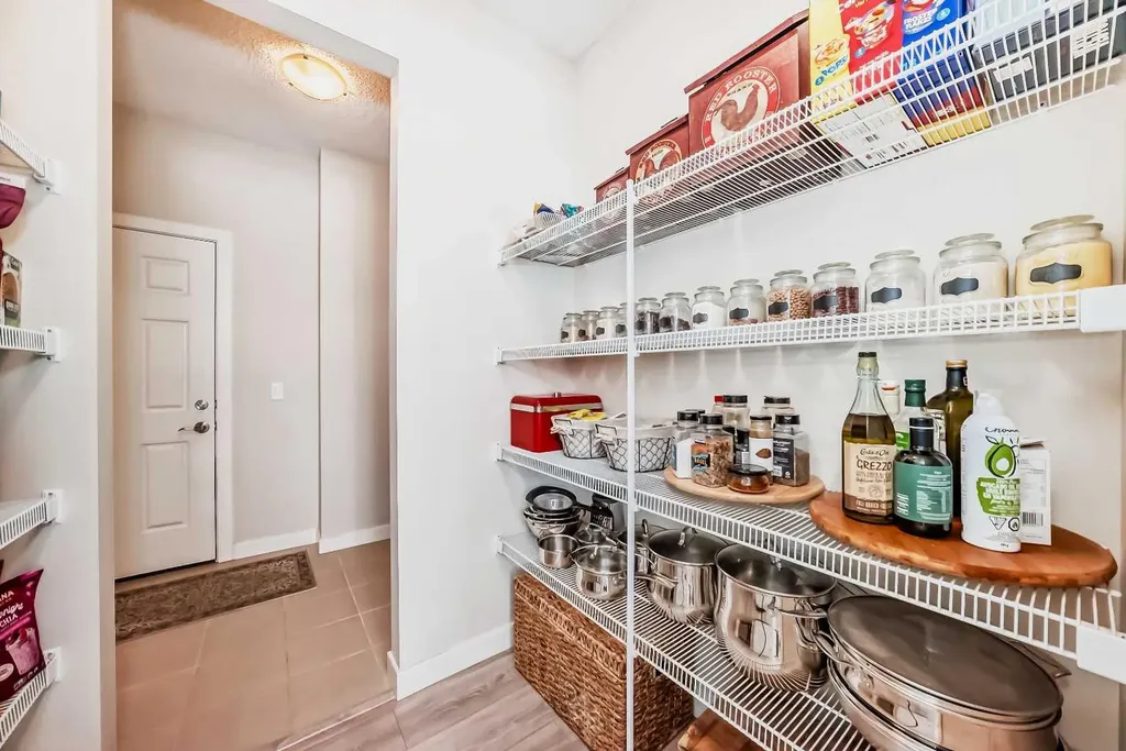 39 Sage Bluff Mews NW Calgary AB T3R 0X5