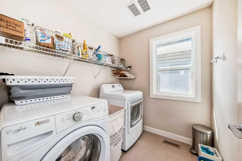 39 Sage Bluff Mews NW Calgary AB T3R 0X5