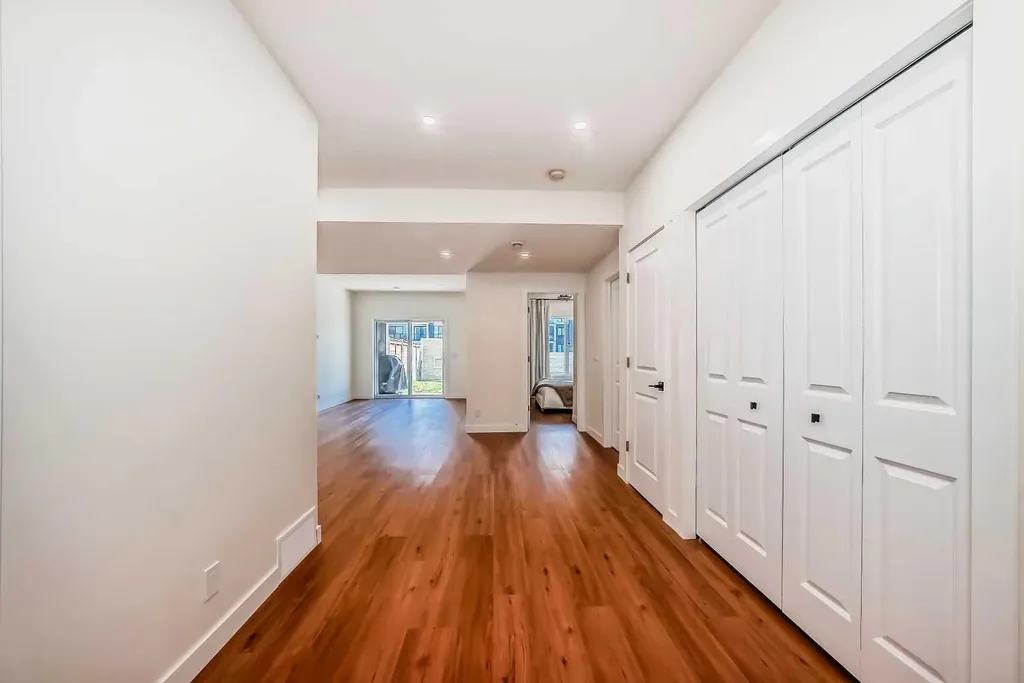 39 Sage Bluff Mews NW Calgary AB T3R 0X5