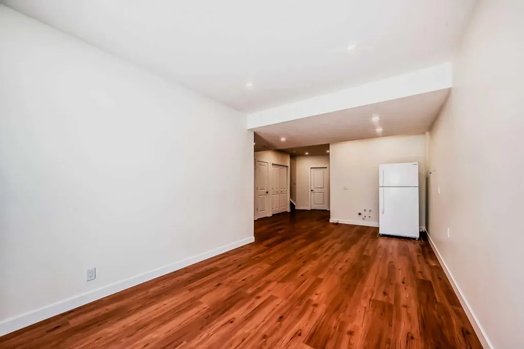 39 Sage Bluff Mews NW Calgary AB T3R 0X5