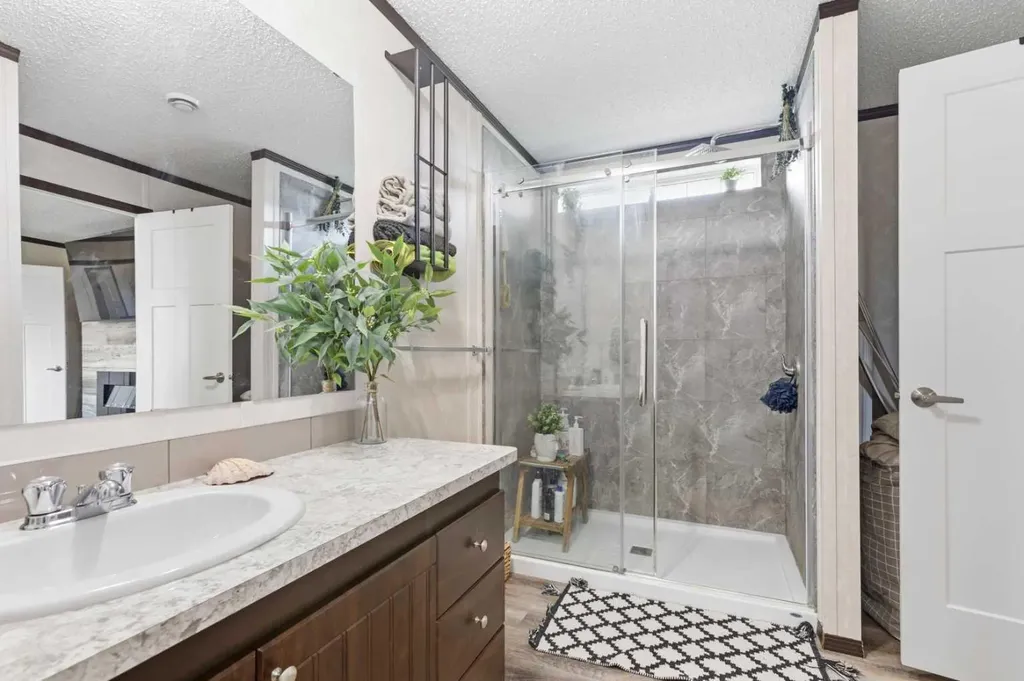32040 740 Township Teepee Creek AB T0H 3C0