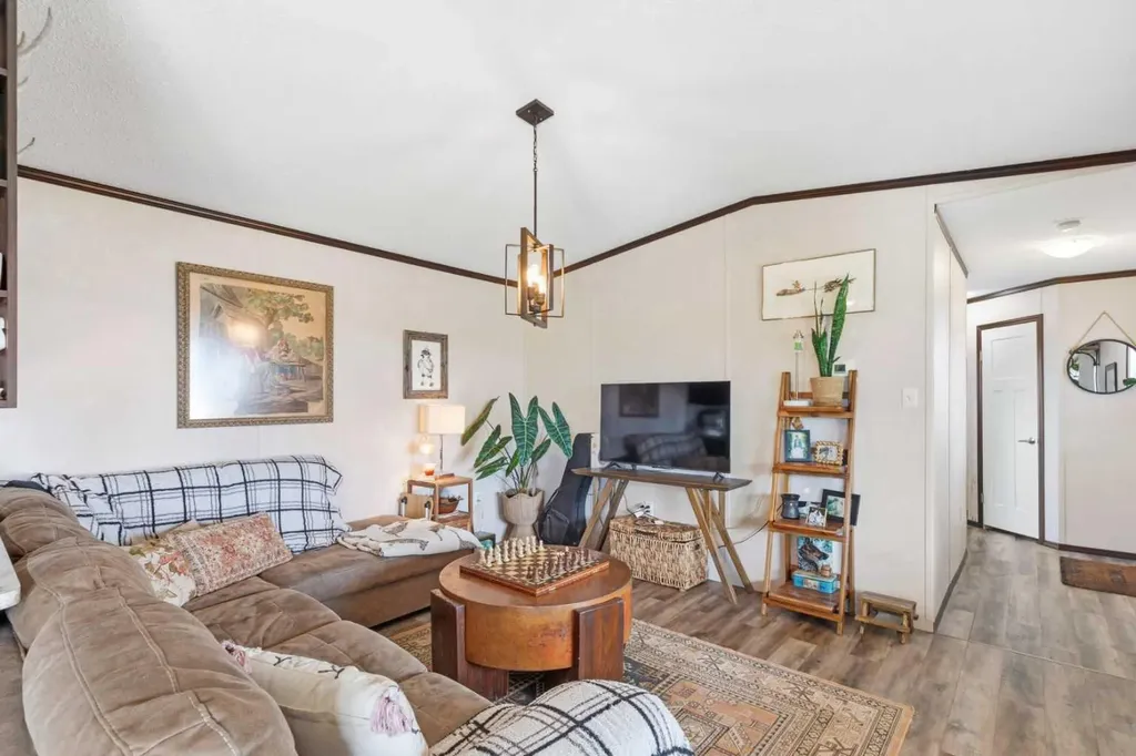 32040 740 Township Teepee Creek AB T0H 3C0